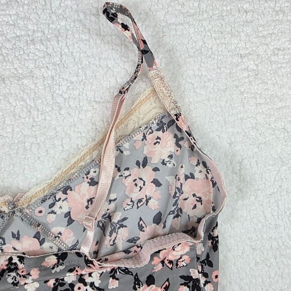 Marilyn Monroe And Target Floral and Burgundy Women's Camisole Sleepwear Medium - Picture 8 of 16